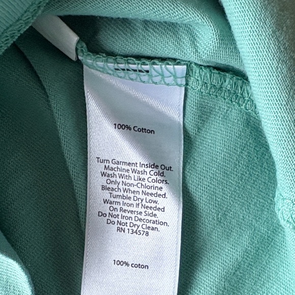 Vineyard Vine Boys T-Shirt size S(8-10) - Picture 3 of 5